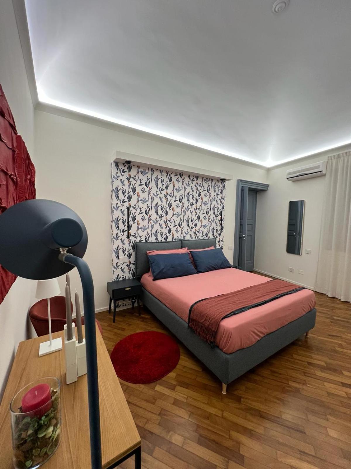 Apartamento Duomo Leonardo31 Dimora Di Charme CTA Exterior foto