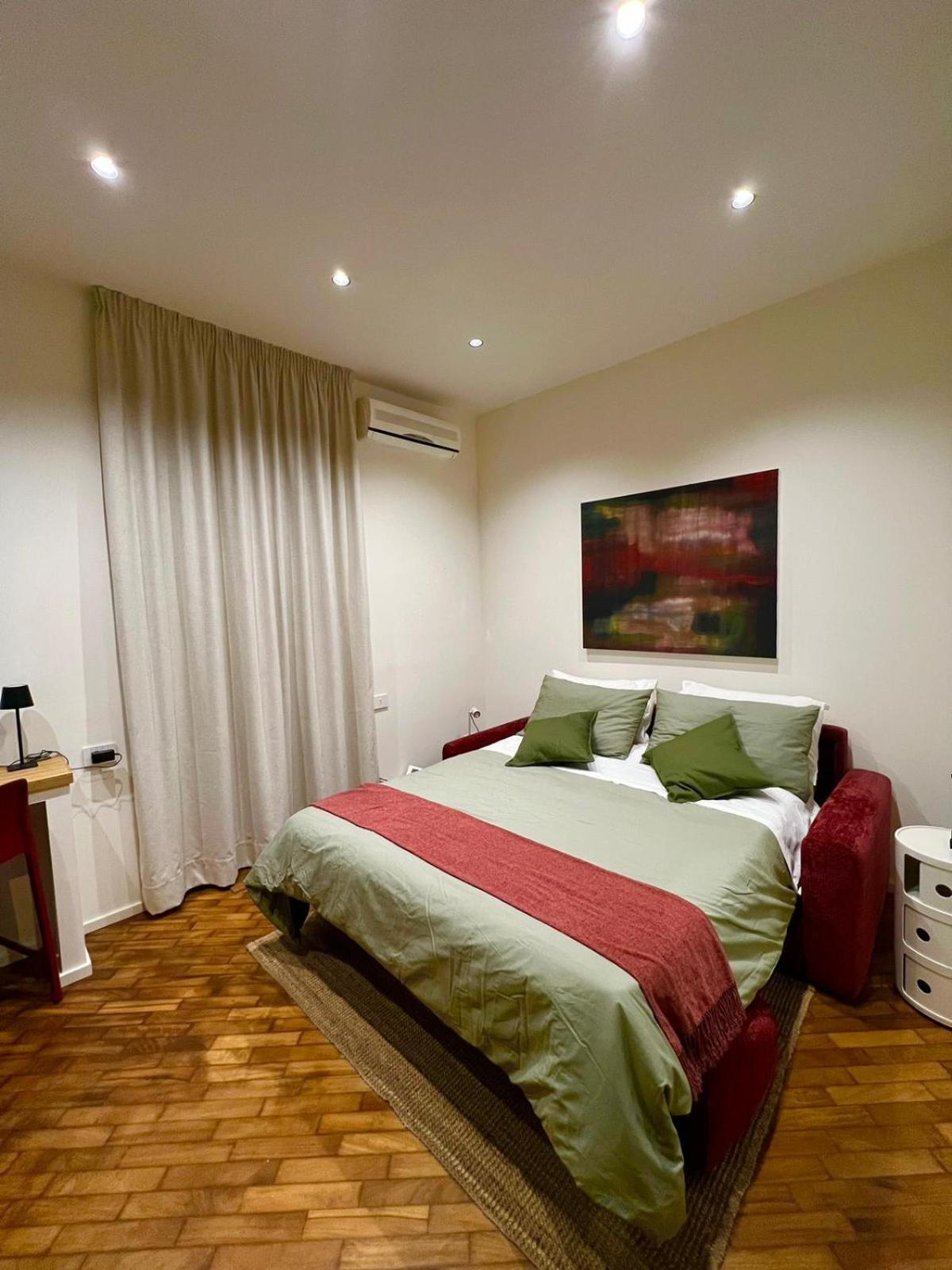 Apartamento Duomo Leonardo31 Dimora Di Charme CTA Exterior foto