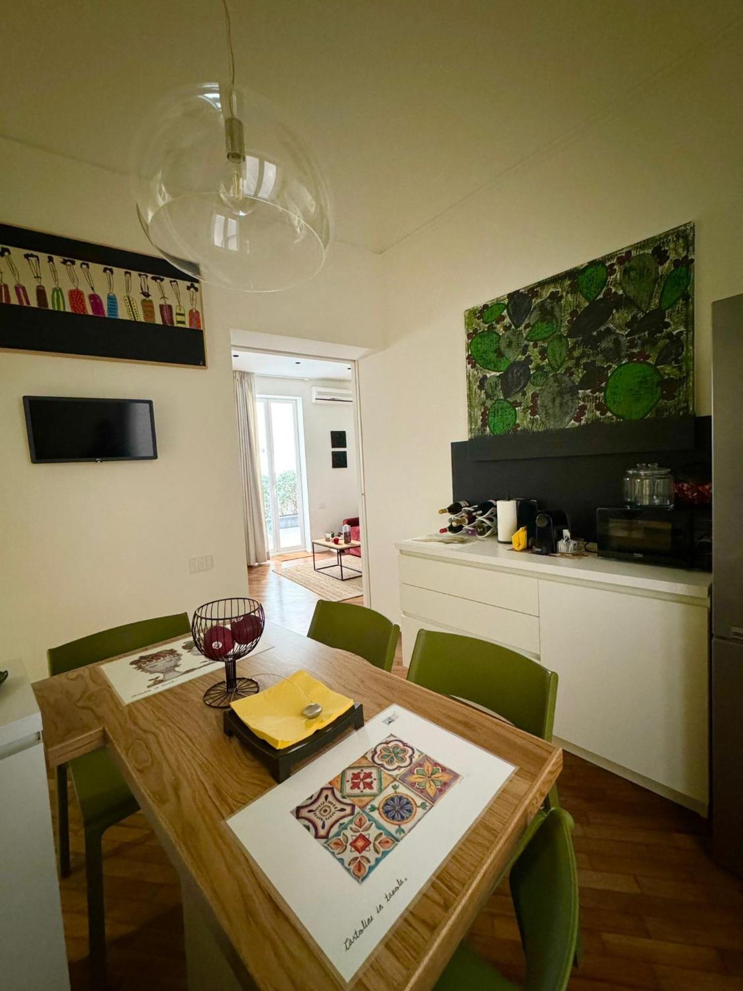 Apartamento Duomo Leonardo31 Dimora Di Charme CTA Exterior foto
