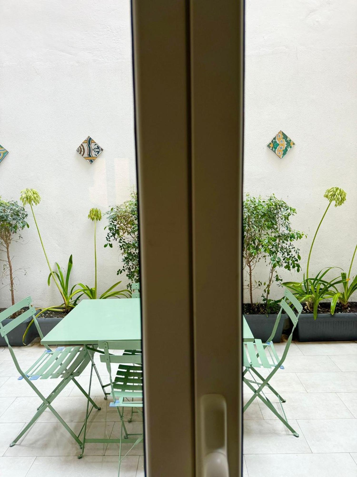 Apartamento Duomo Leonardo31 Dimora Di Charme CTA Exterior foto